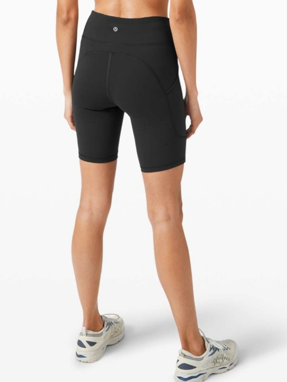 lululemon Invigorate High-Rise 8" Activewear Shorts Black Size 4 - Picture 2 of 8